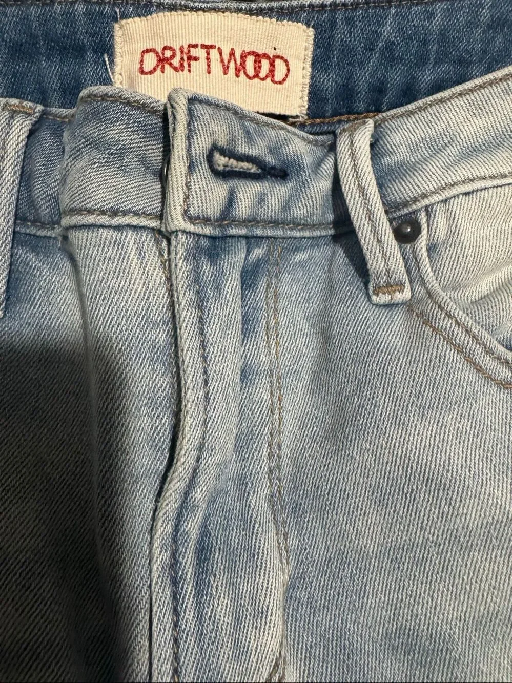 Driftwood light blue floral Embroidered Raw edge skinny jeans 26